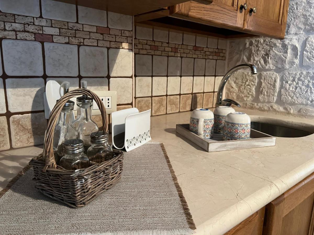Cibum House Bed & Breakfast Alberobello Bagian luar foto